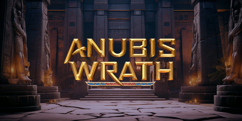 Arte oficial de la tragamonedas Anubis Wrath de PG Soft, con un templo egipcio y la figura del dios Anubis