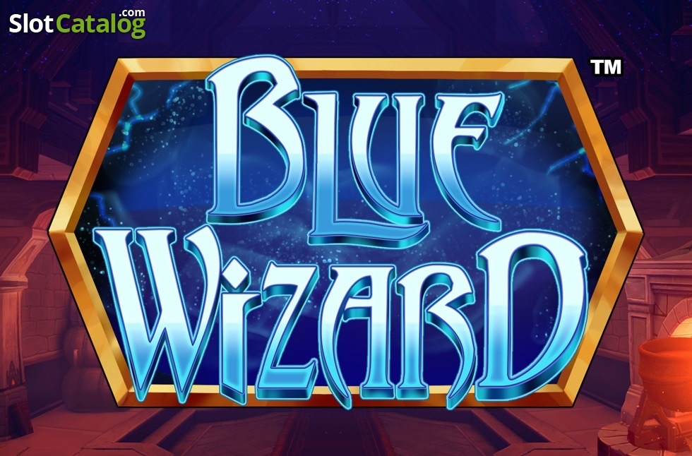 Pantalla principal de Fire Blaze: Blue Wizard, con el mago azul y símbolos de búhos, calderos y libros de hechizos sobre fondo de bosque místico