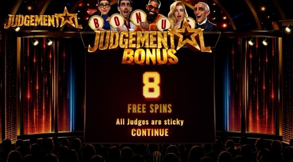 Arte oficial de la tragamonedas Judgemental de NetEnt, con escenario de talentos y jueces