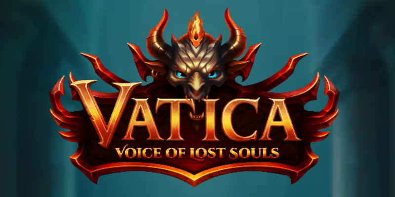 Pantalla de la tragamonedas Vatica - Voice of Lost Souls, con la diosa etrusca del inframundo y símbolos de clusters en una cuadrícula oscura